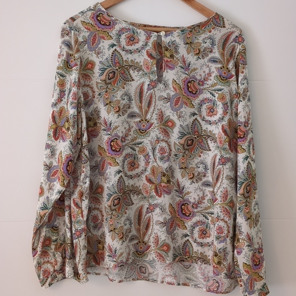 Cyrillis Paris lightweight boho blouse front keyhole feminine print